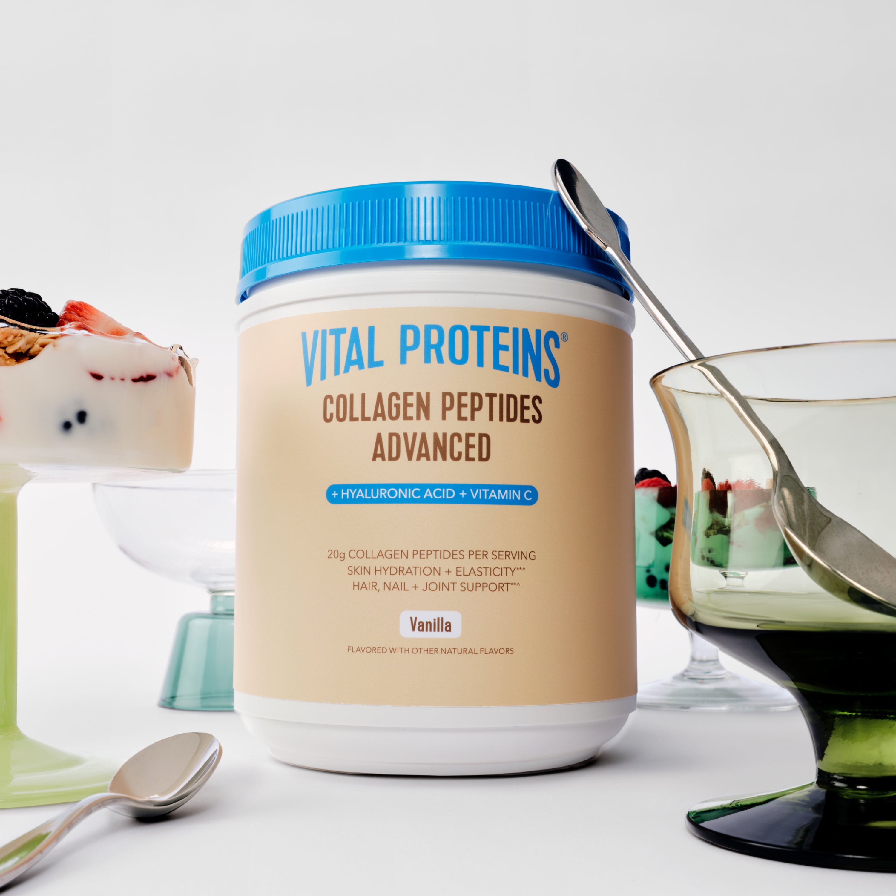 2_LIFESTYLE_CPV-20oz_97ff75d2-232b-4393-895b-6c185b9587be